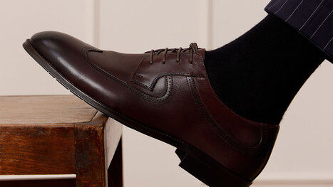 Jakie skarpety wybrać do garnituru? Zasady i zestawy kolorystyczne