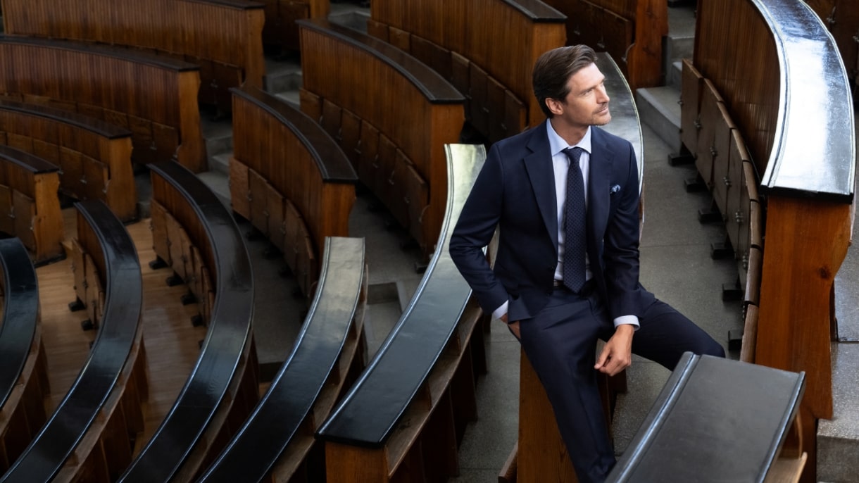 Jak stworzyć idealny strój biznesowy męski? Praktyczny poradnik