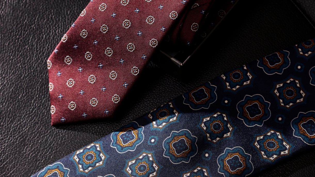 Jak dobrać krawat do koszuli i garnituru? Praktyczny poradnik