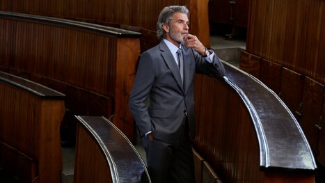 Jak ubrać się na chrzciny? Kompletny poradnik dla eleganckiego mężczyzny