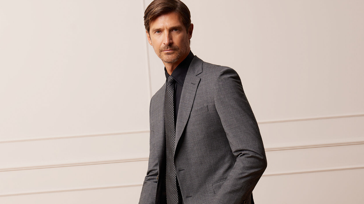 Jakie buty do szarego garnituru? Najlepsze połączenia na każdą okazję