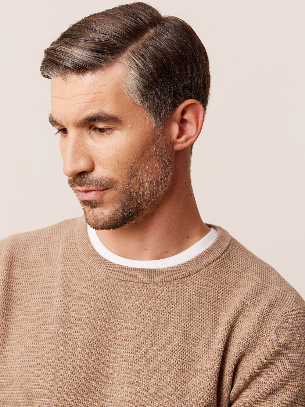 BEŻOWY SWETER VOLENTE - 5