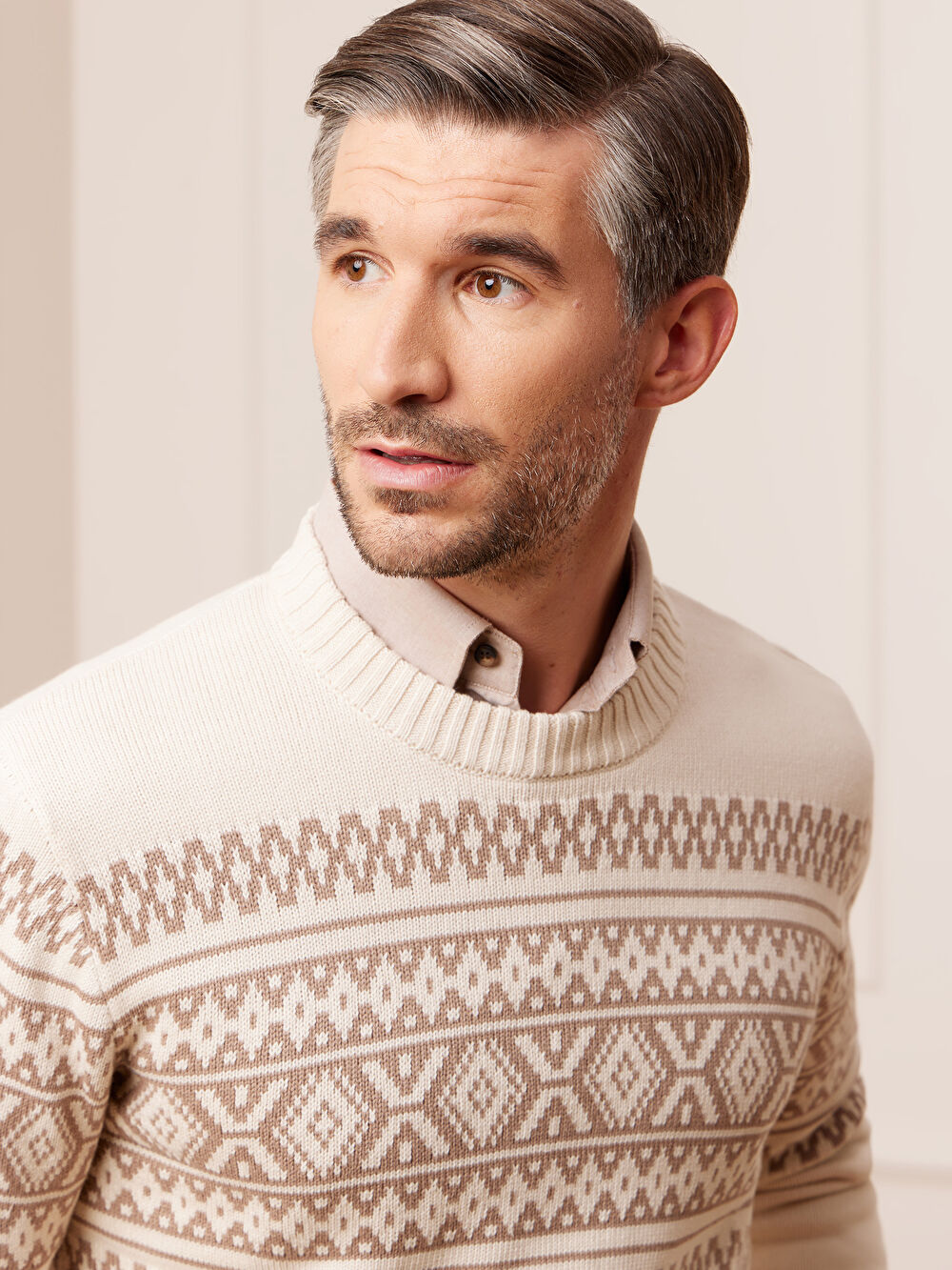 BEŻOWY SWETER GIENMORE - 4