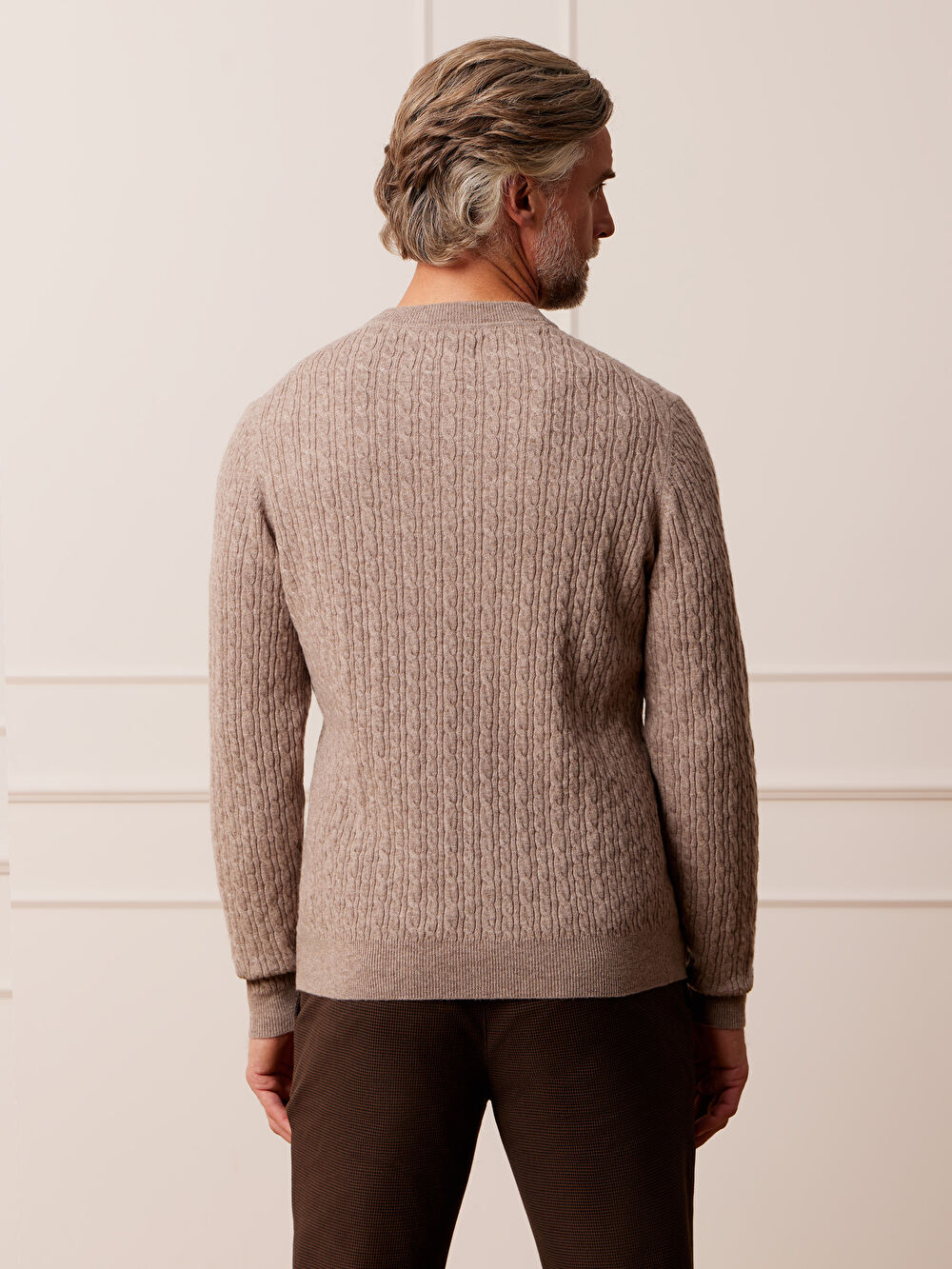 BEŻOWY SWETER JULIMES - 4