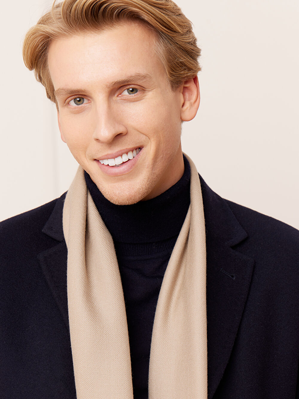 BEŻOWY SZAL HIGFORD