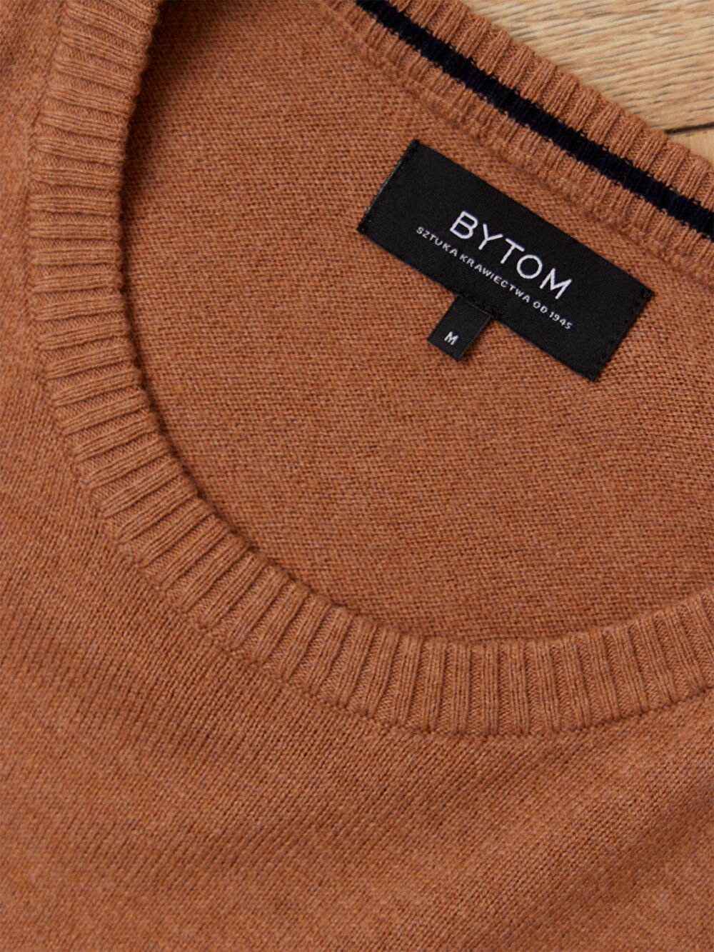 BEŻOWY SWETER DONCASTER - 3