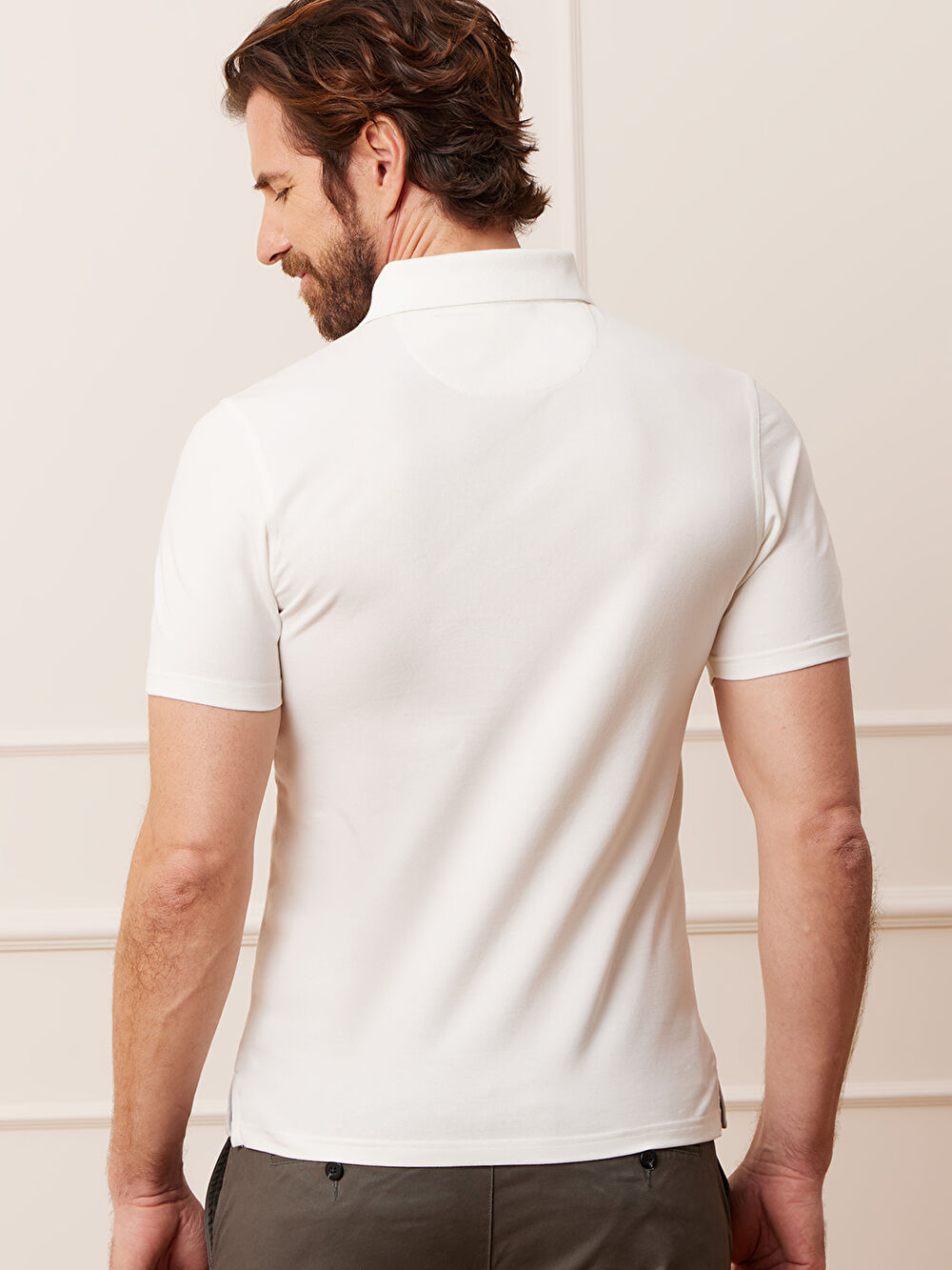 BIAŁE WYSZCZUPLONE POLO SISLEY - 3