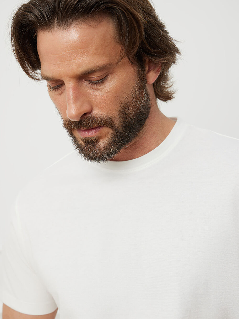 BIAŁY T-SHIRT LYDDEN - 3