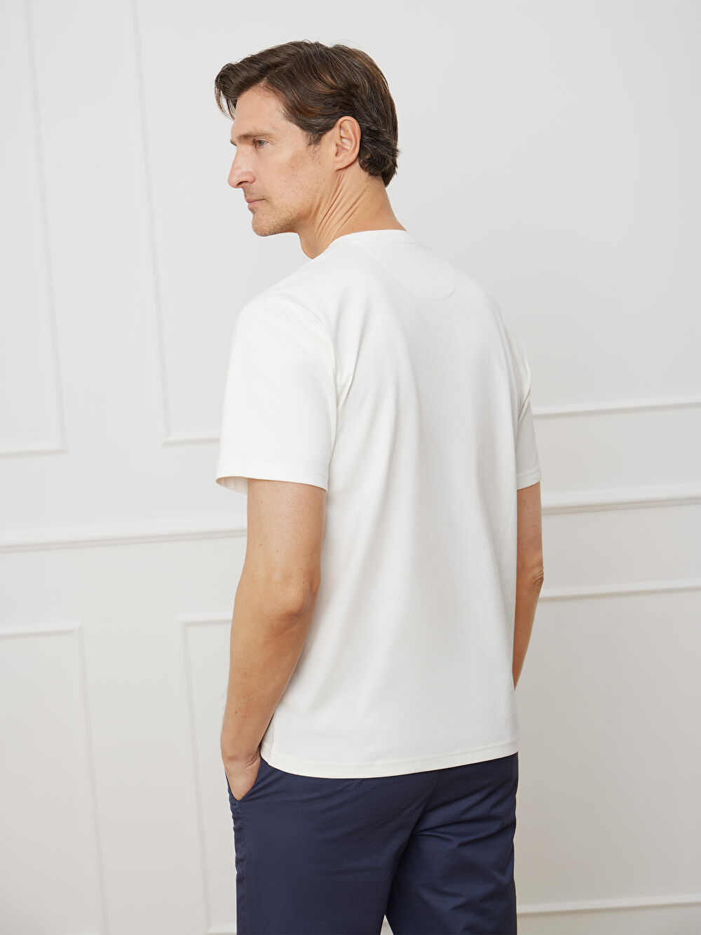 BIAŁY T-SHIRT OLBIŃSKI - 3