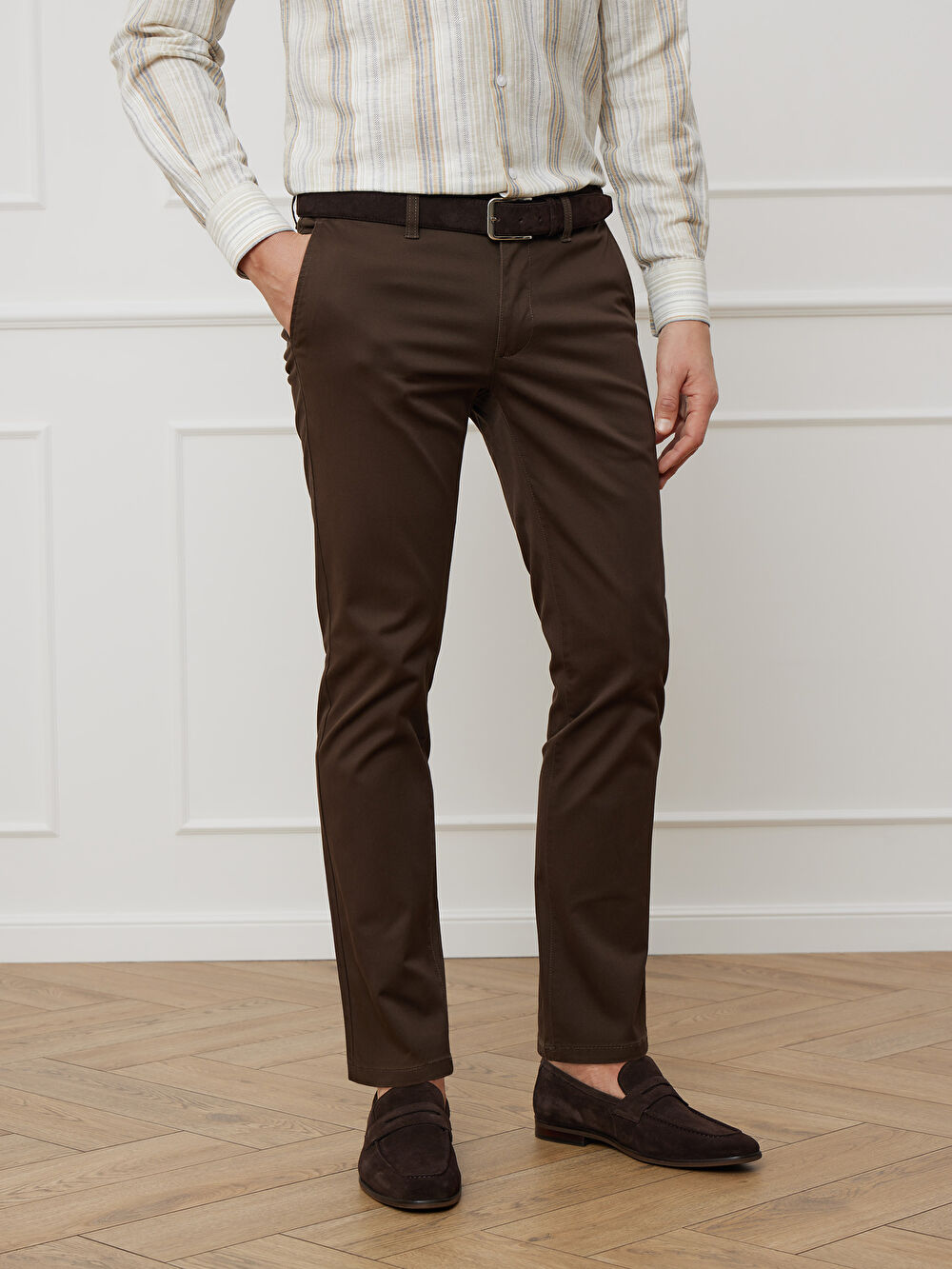 BRĄZOWE SPODNIE AWILIN