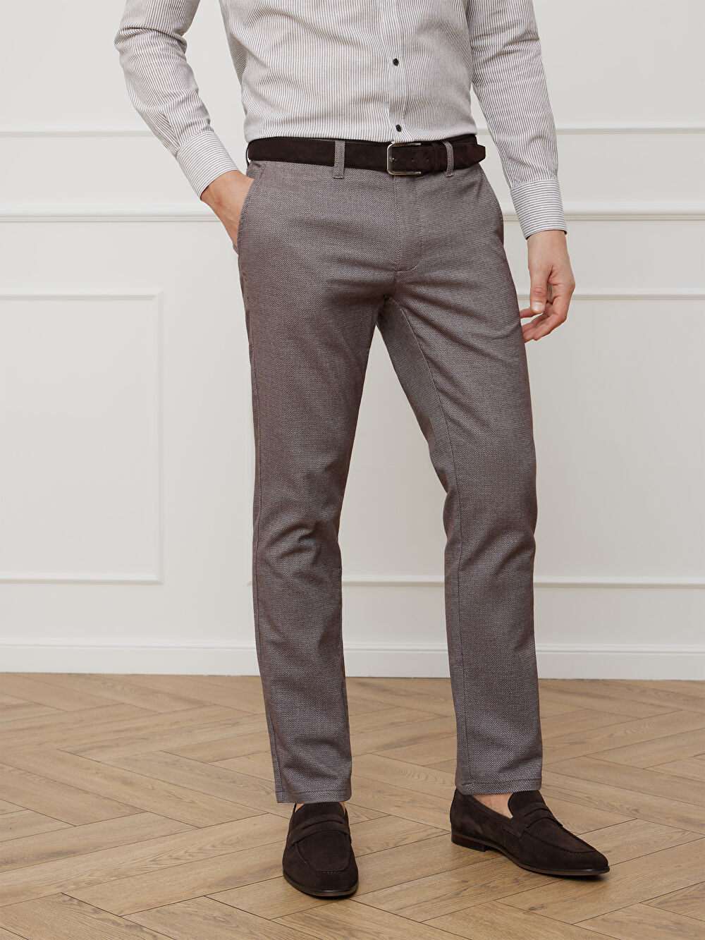 BRĄZOWE SPODNIE BENACRE