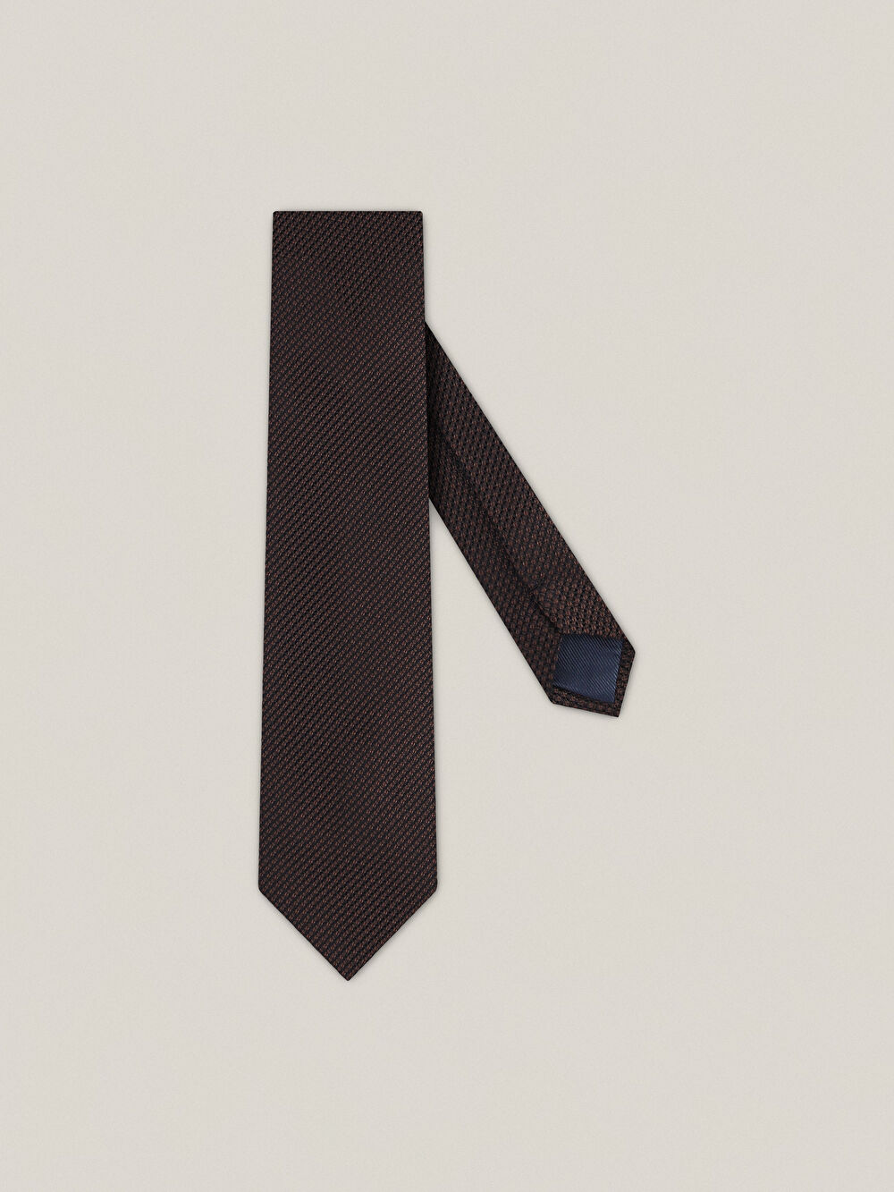 BRĄZOWY KRAWAT - 2