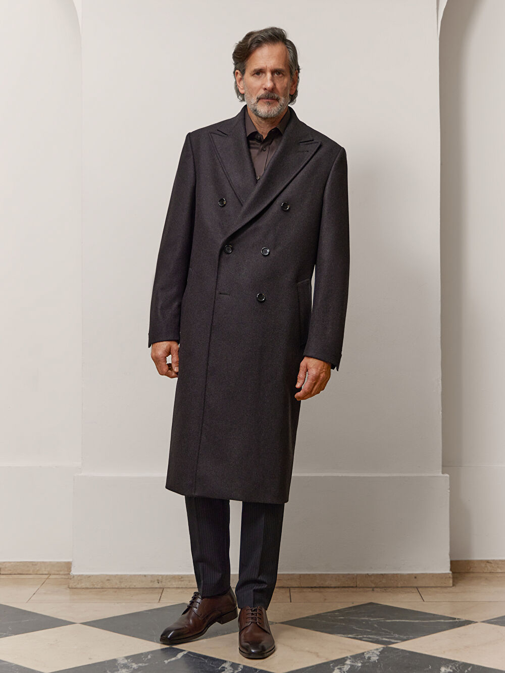 BRĄZOWY DWURZĘDOWY PŁASZCZ