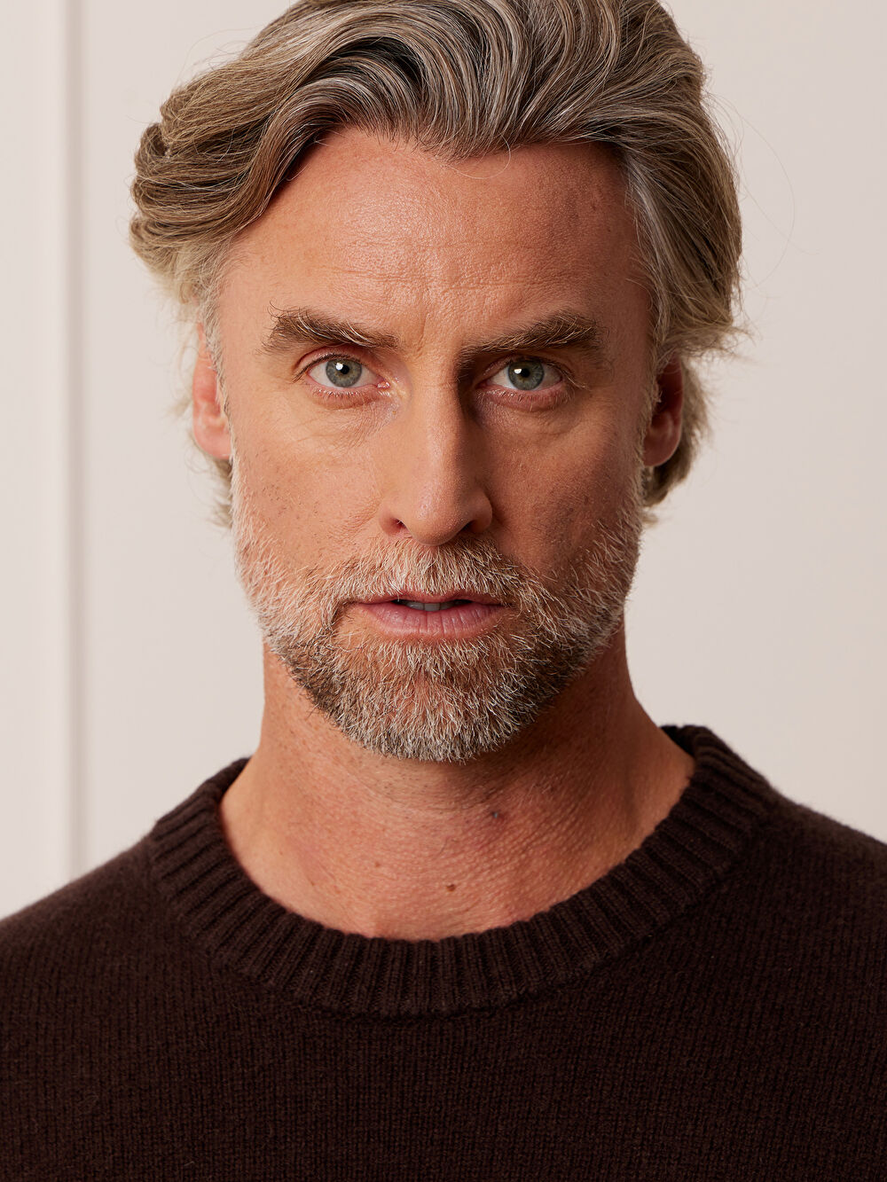 BRĄZOWY SWETER RUCKER - 5