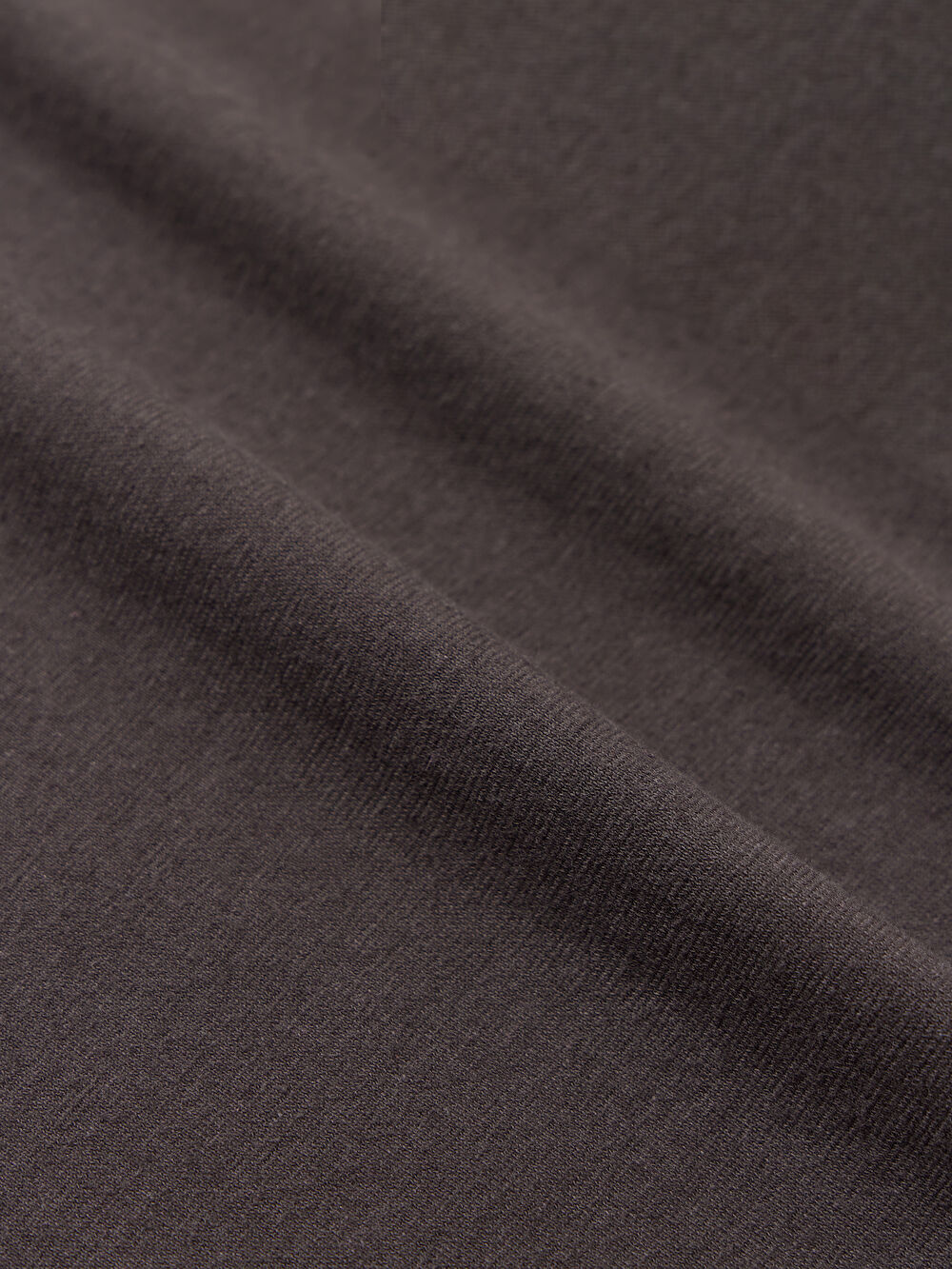 BRĄZOWY T-SHIRT LYDDEN - 5