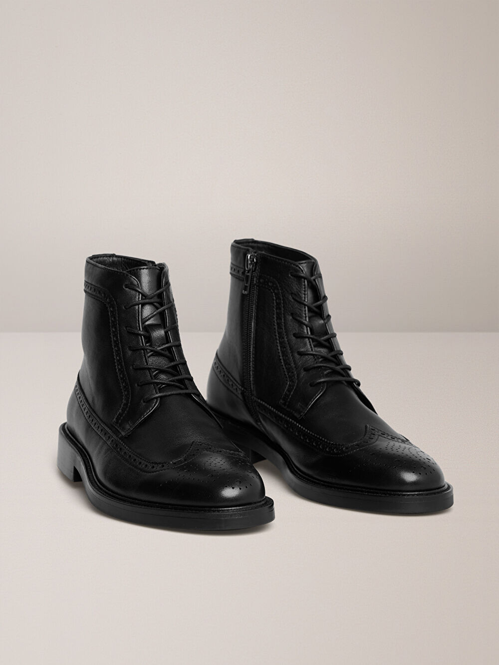 CZARNE BUTY ROMNEY - 2