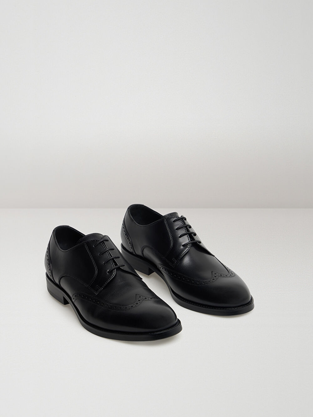 CZARNE BUTY KRISATOFF - 2