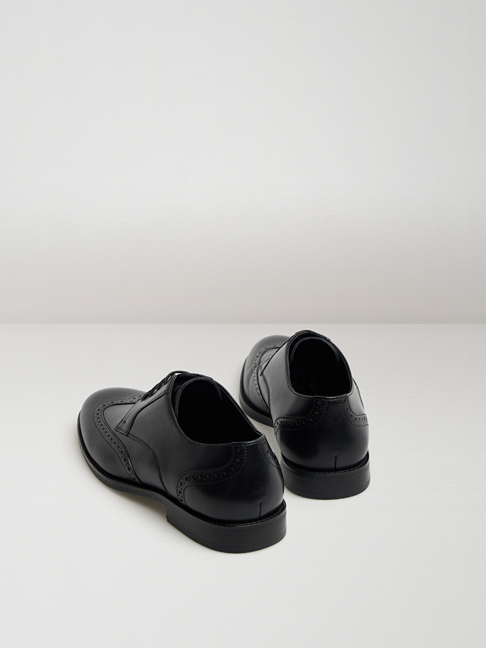 CZARNE BUTY KRISATOFF - 3