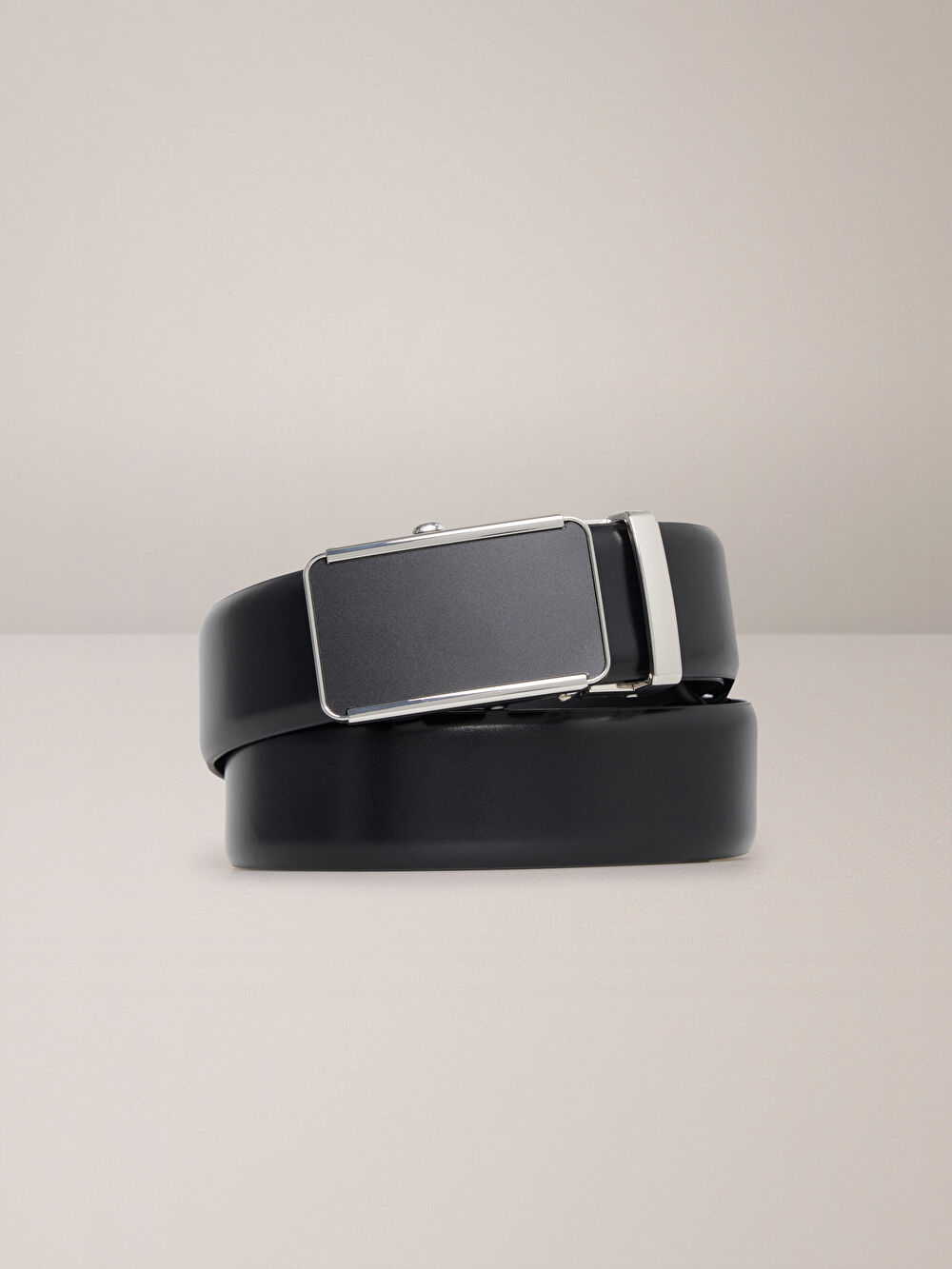 CZARNY PASEK NEWSON - 2