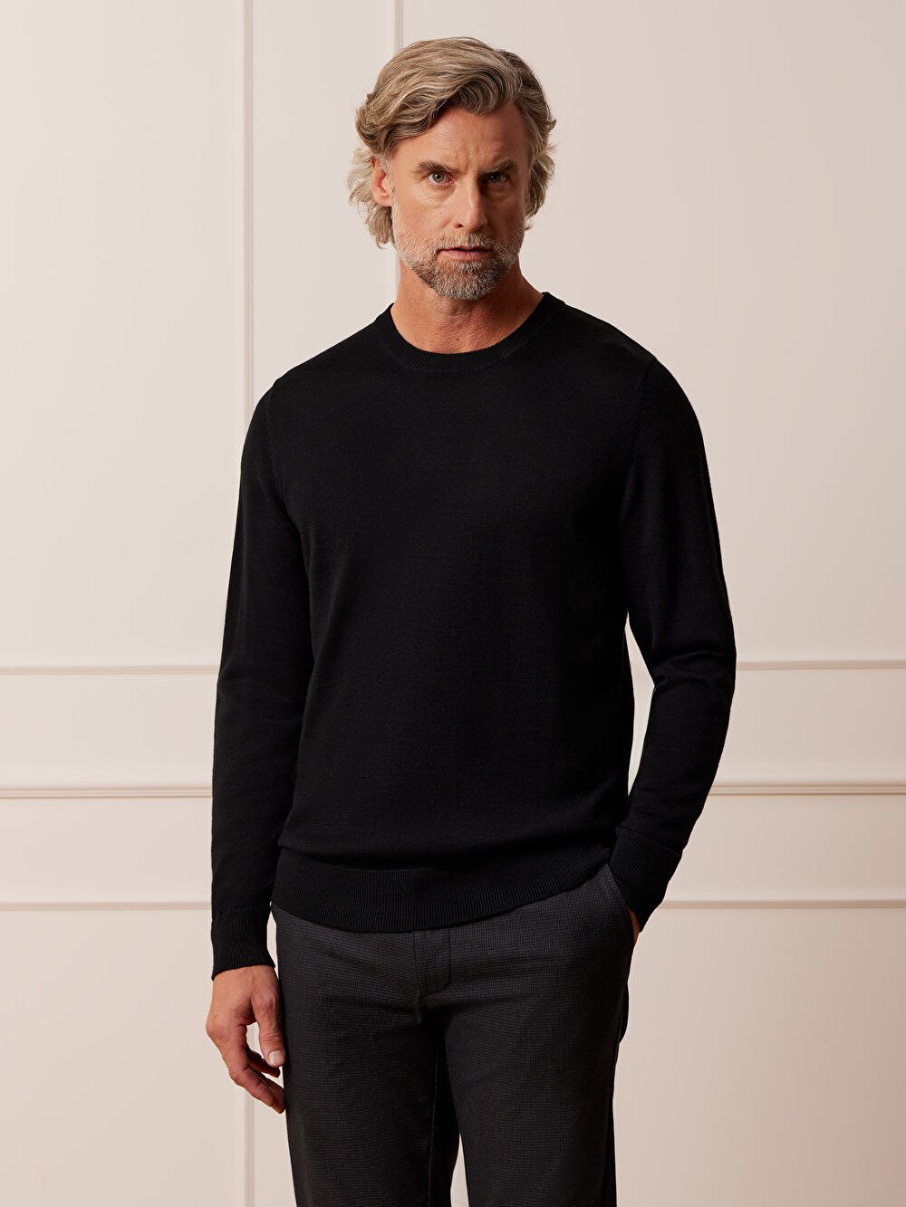 CZARNY SWETER CROXTON - 3