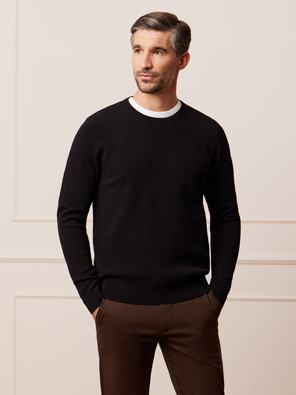 CZARNY SWETER VOLENTE