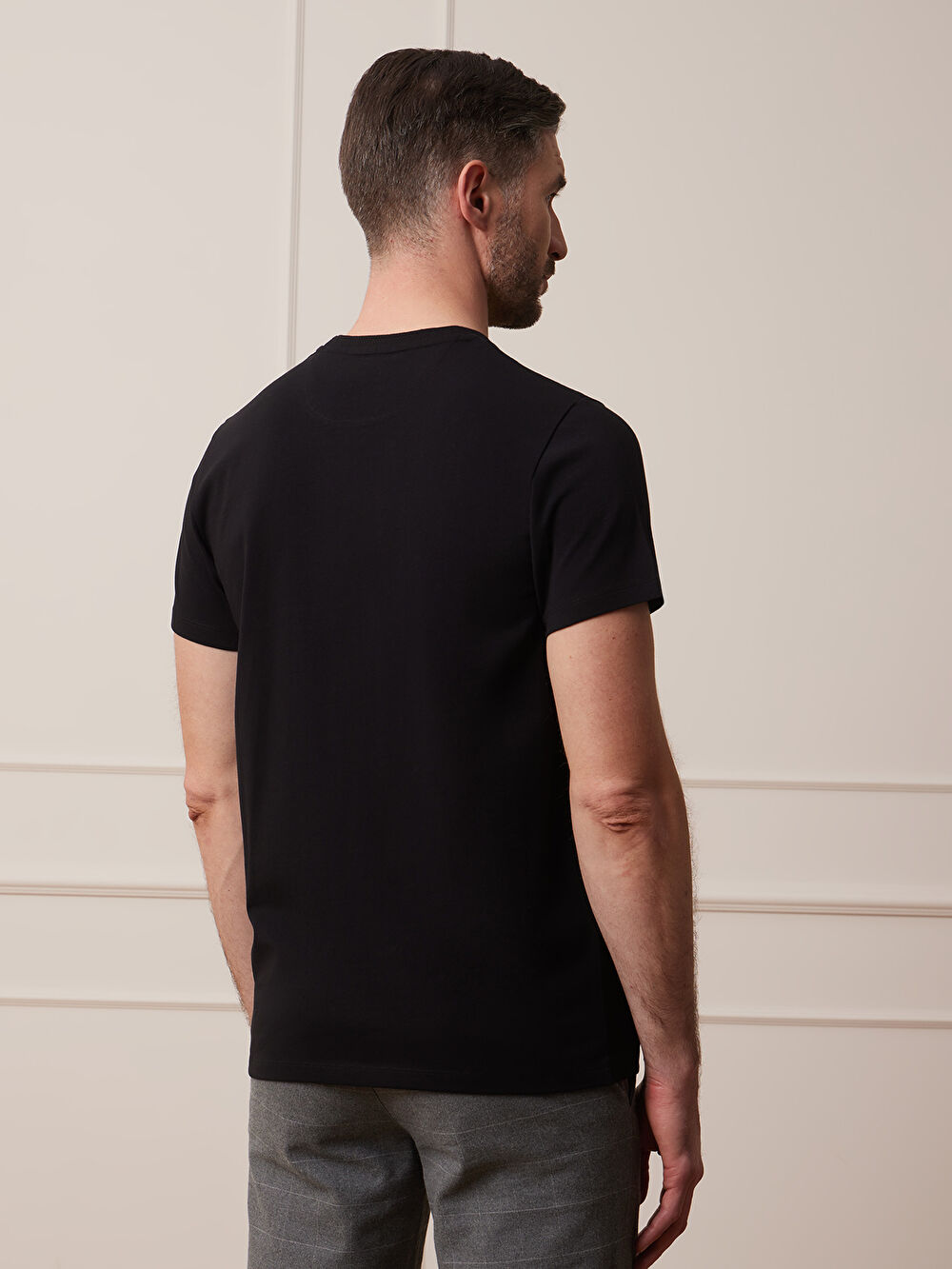 CZARNY T-SHIRT DOVENBY - 6