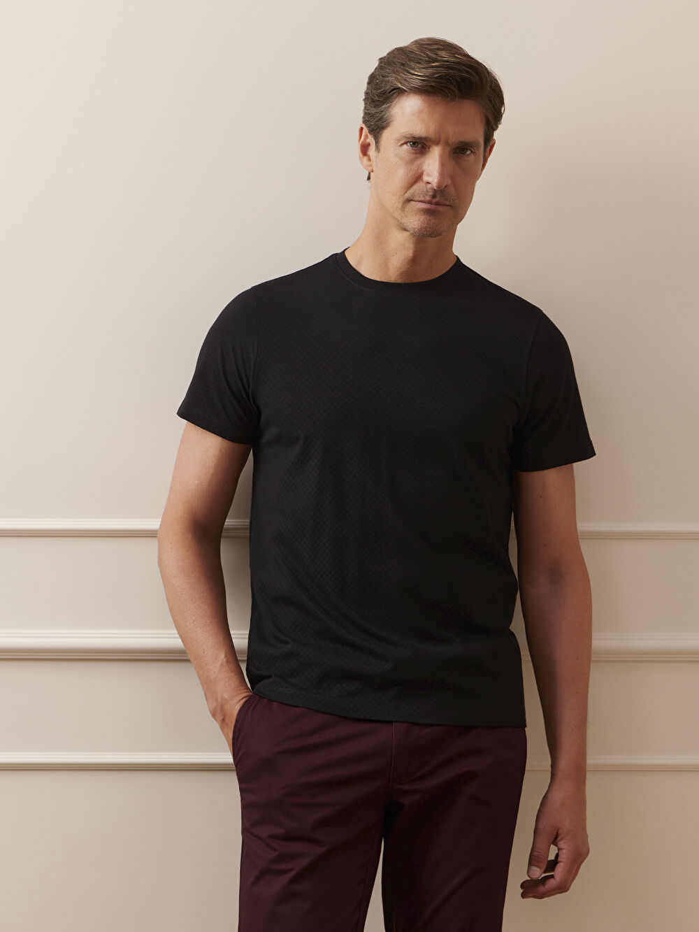 CZARNY T-SHIRT BRANSCOMBE