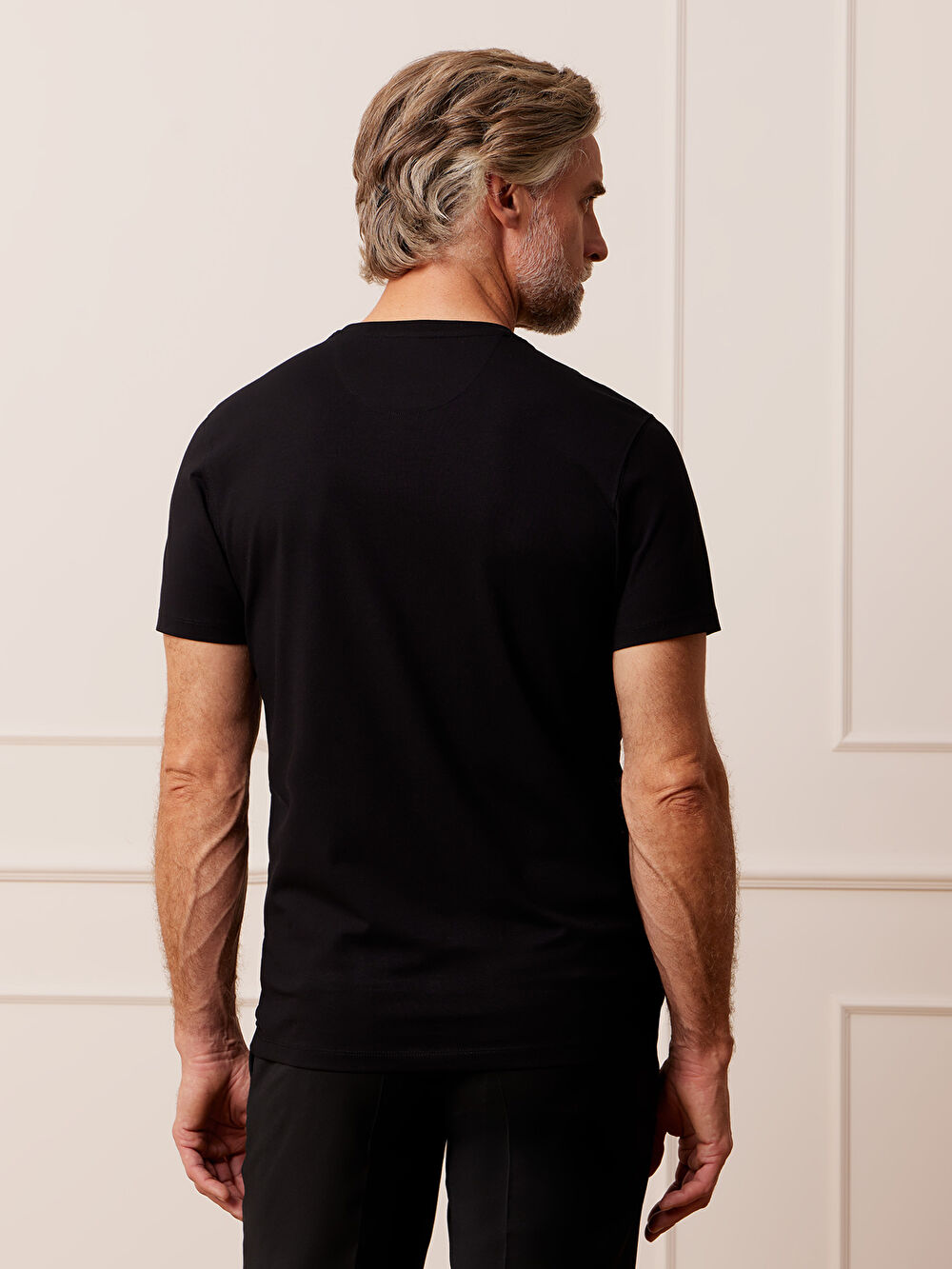 CZARNY T-SHIRT MALCZEWSKI - 6
