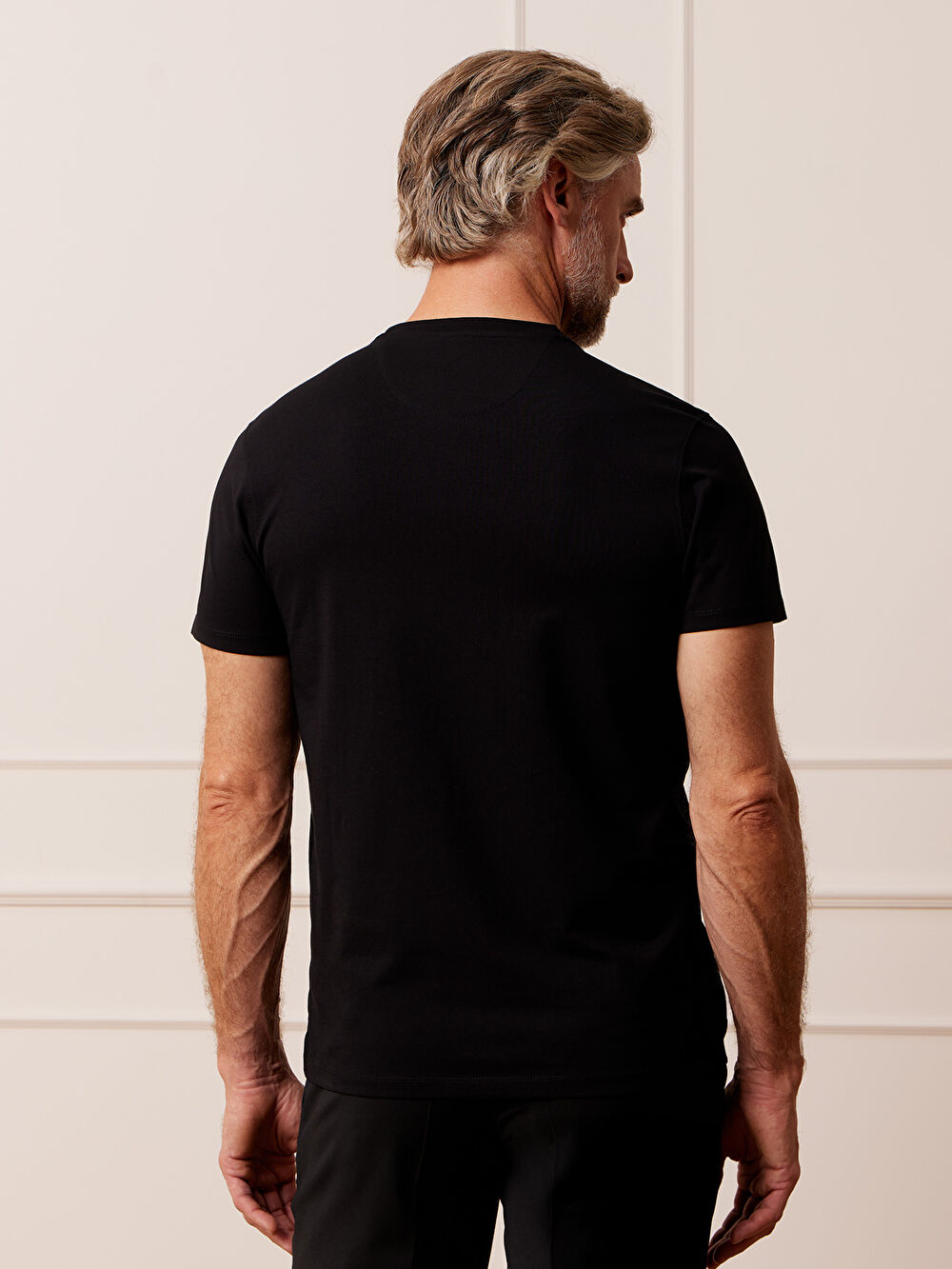 CZARNY T-SHIRT MALCZEWSKI - 6