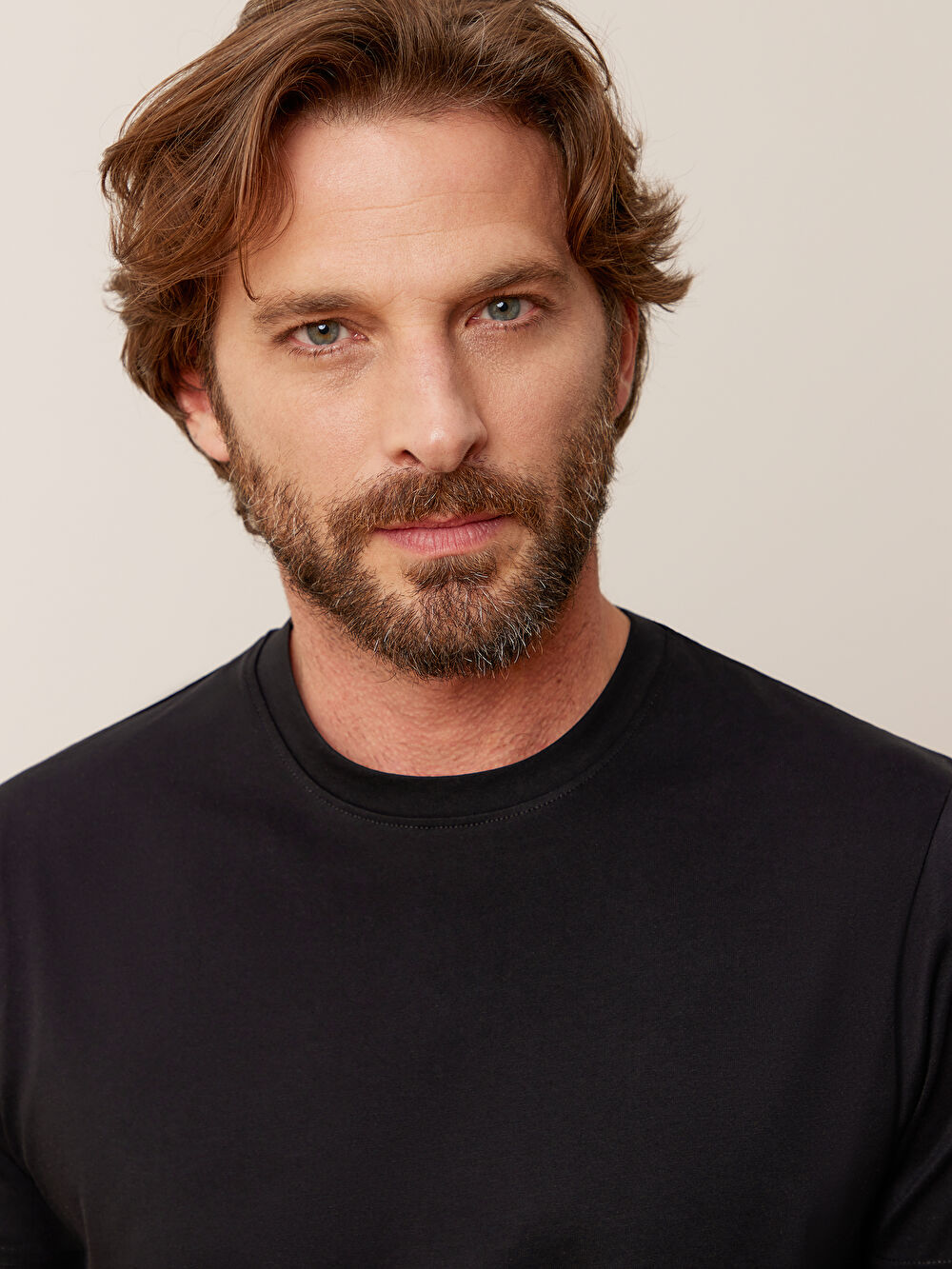 CZARNY T-SHIRT BOLAM - 4