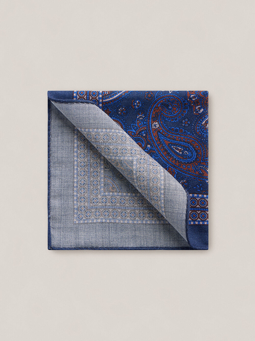 GRANATOWA POSZETKA - 2