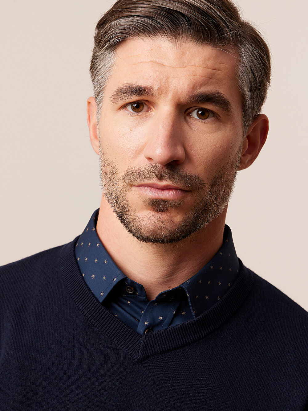 GRANATOWY SWETER PEASTON - 4