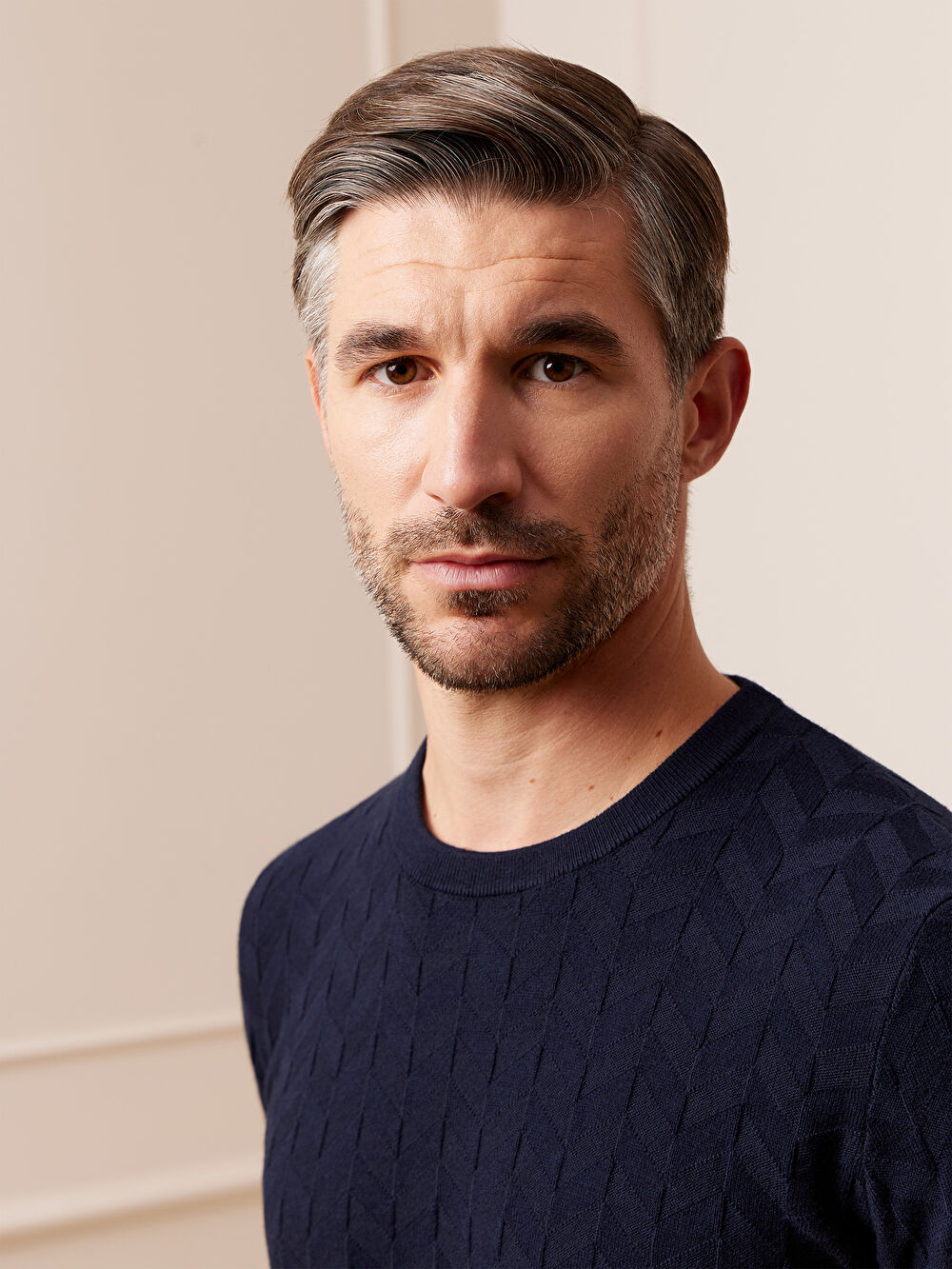 GRANATOWY SWETER JOSHUA - 4