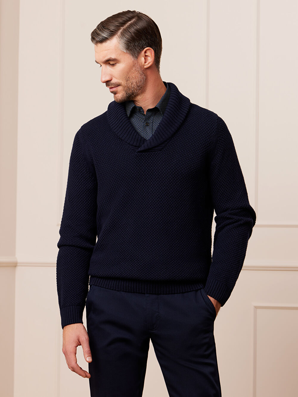 GRANATOWY SWETER CAMDEN