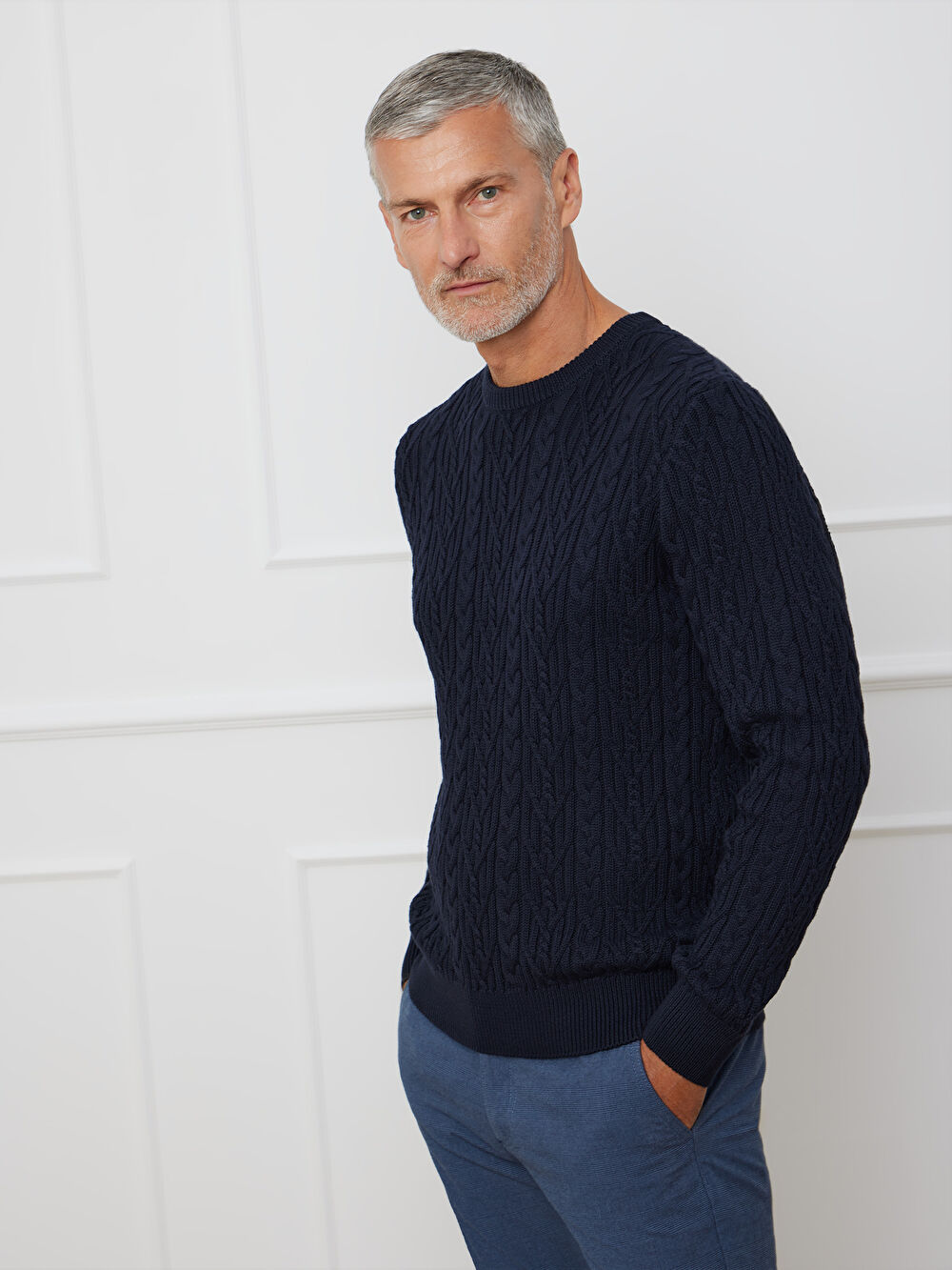GRANATOWY SWETER ANDREW