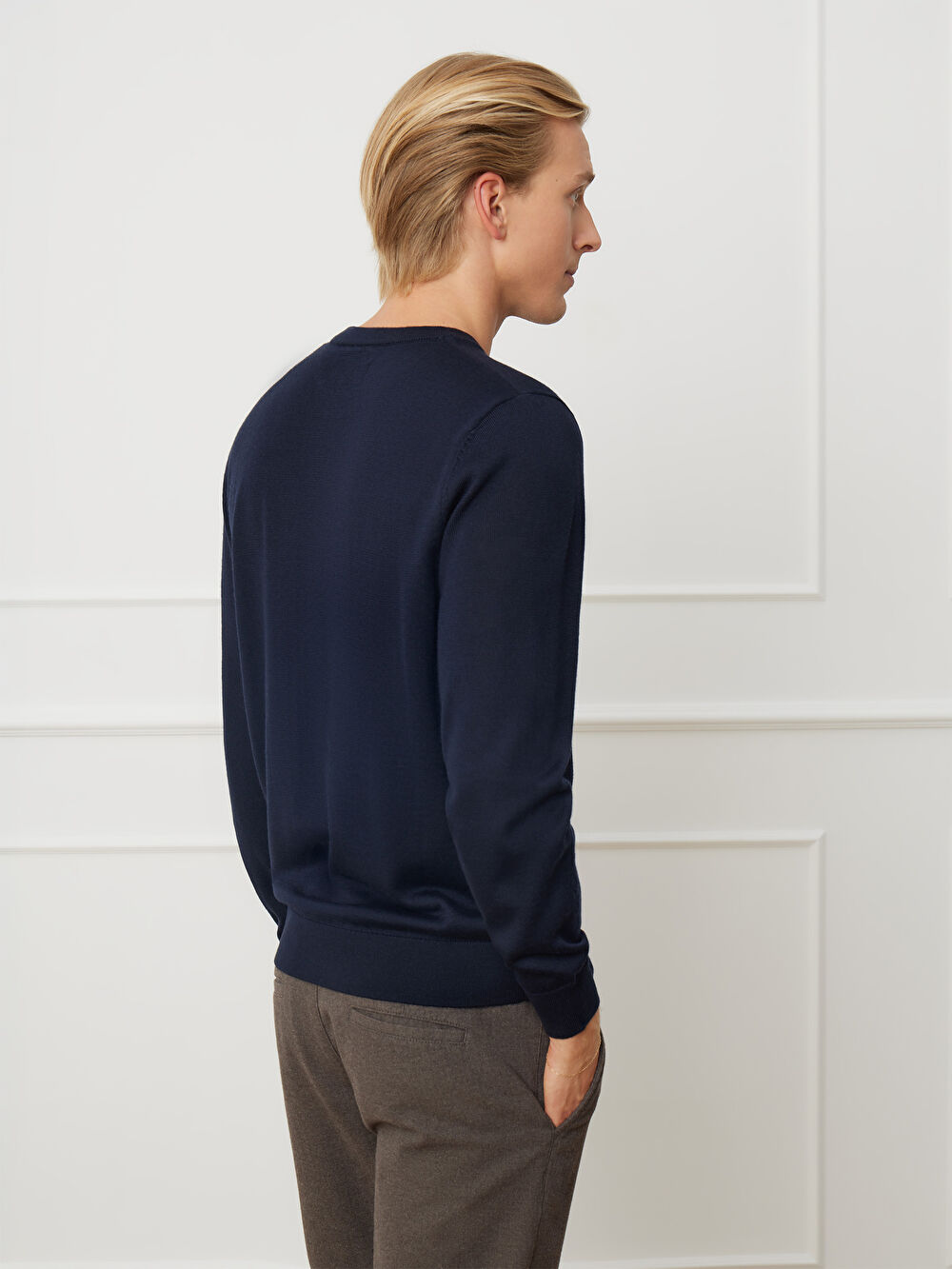 GRANATOWY SWETER CROXTON - 3