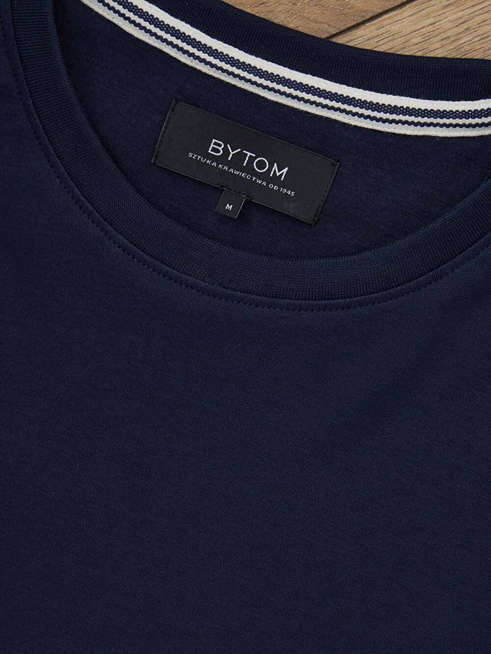 GRANATOWY T-SHIRT TOMSONN - 6