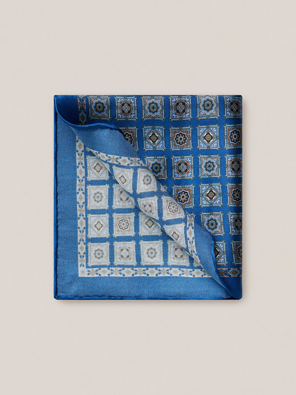 NIEBIESKA POSZETKA - 2