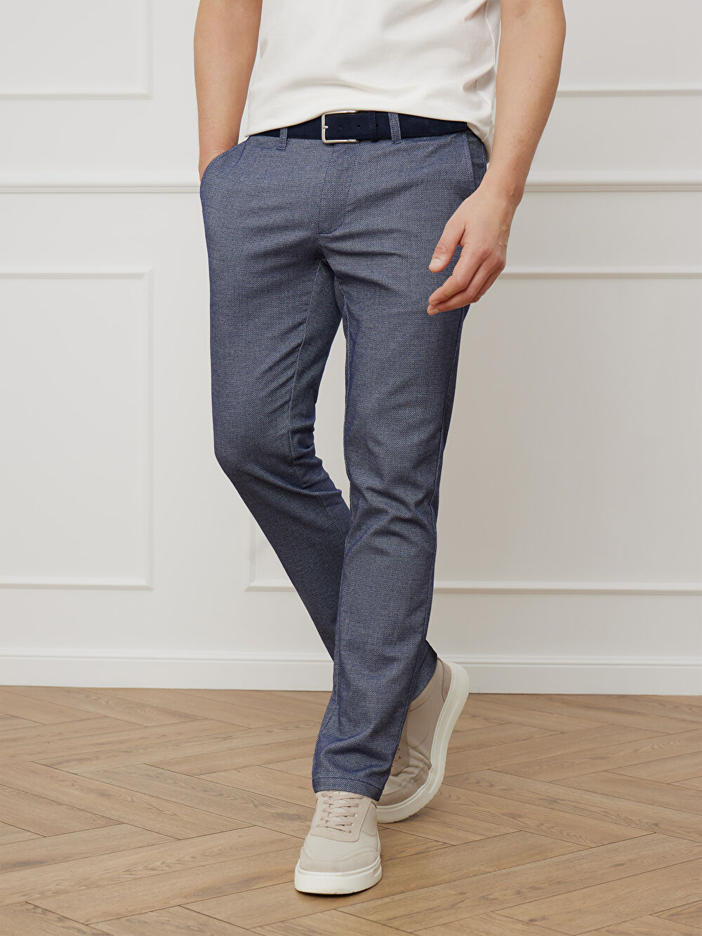 NIEBIESKIE SPODNIE BENACRE