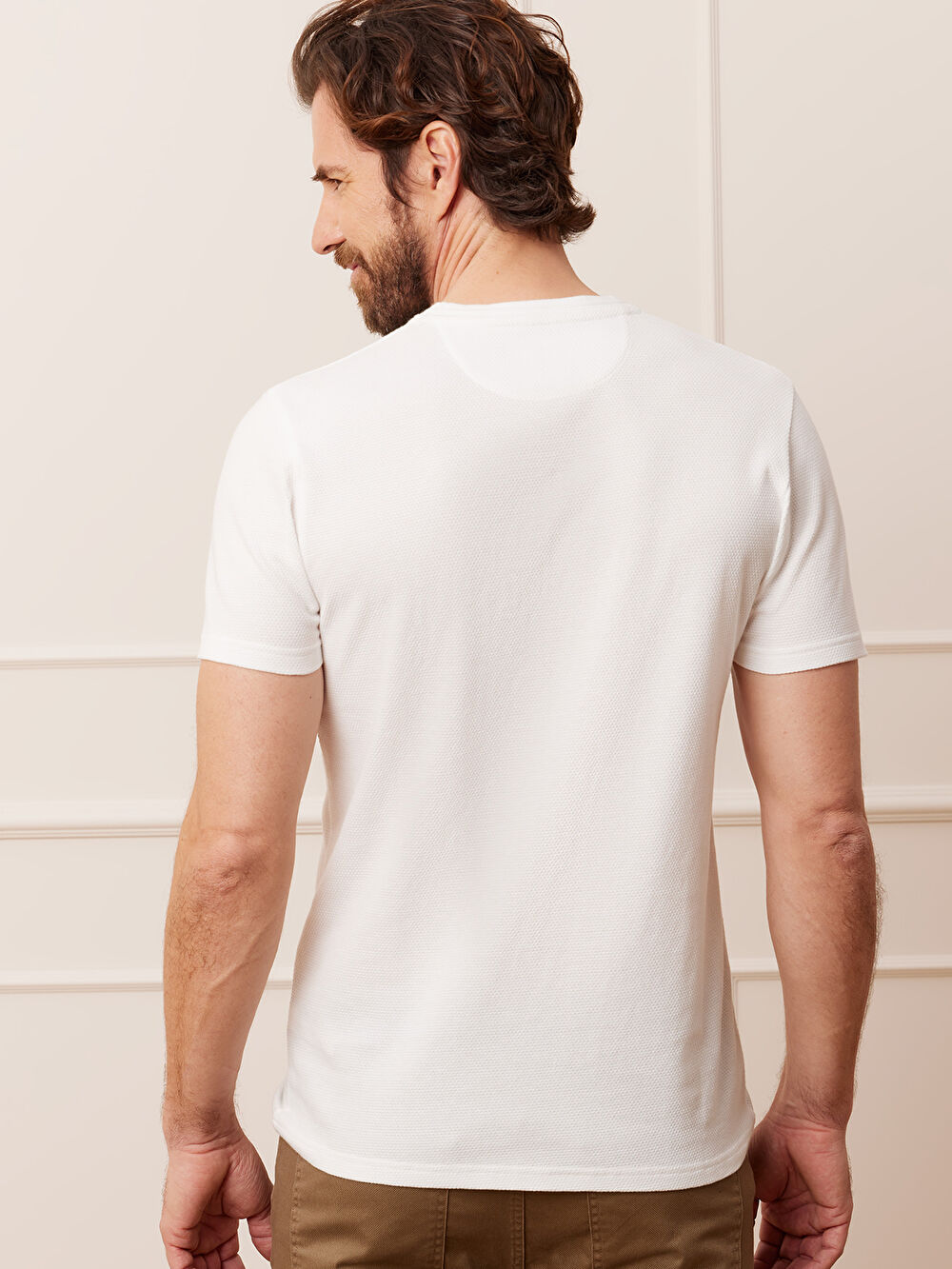 BIAŁY T-SHIRT KIRKOS - 6