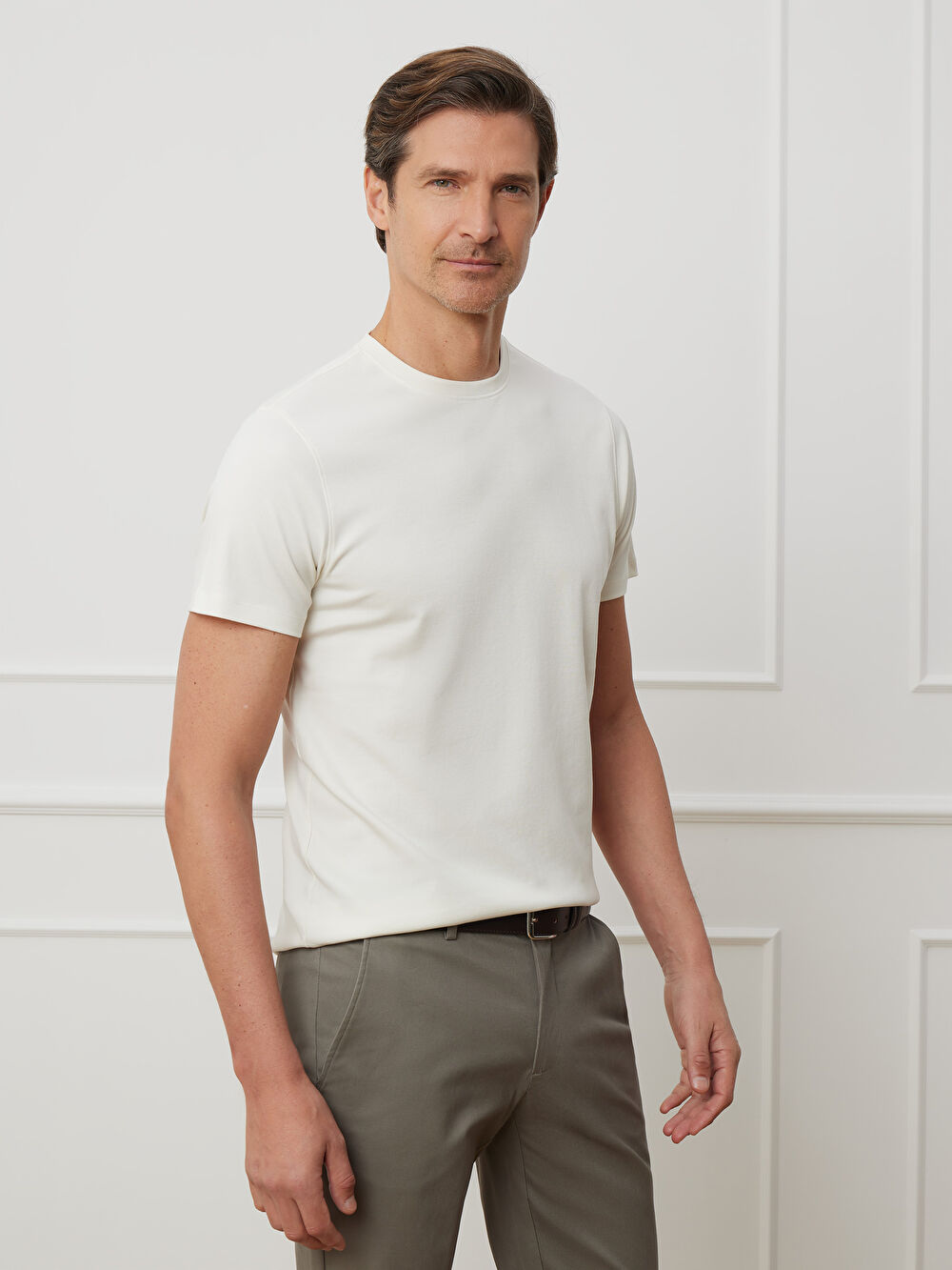 BIAŁY T-SHIRT TOMSONN