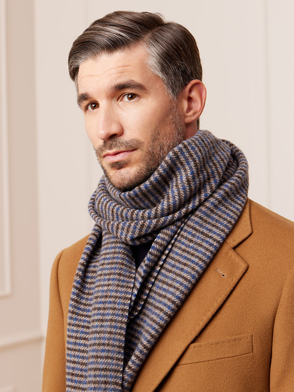 BEŻOWY SZAL TELFORD