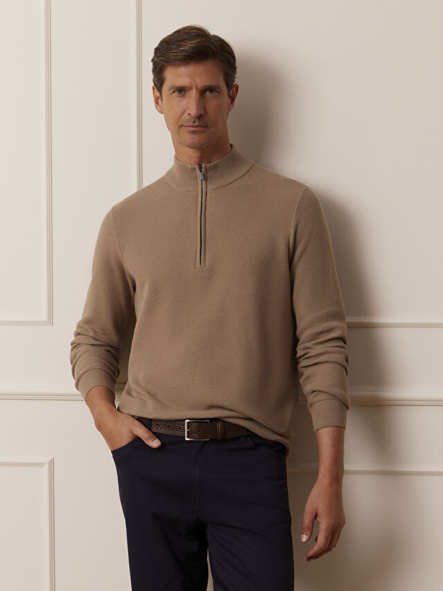 BEŻOWY SWETER MOSTYN