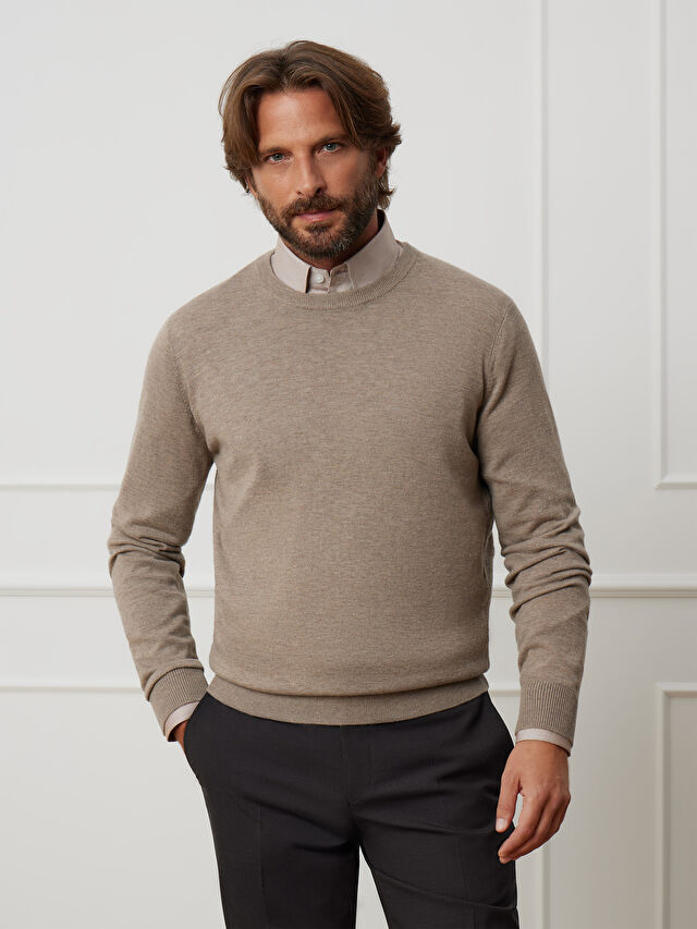 BEŻOWY SWETER LANGLO