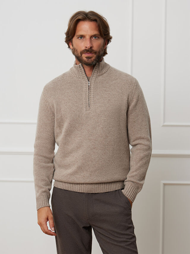 BEŻOWY SWETER TUDOR