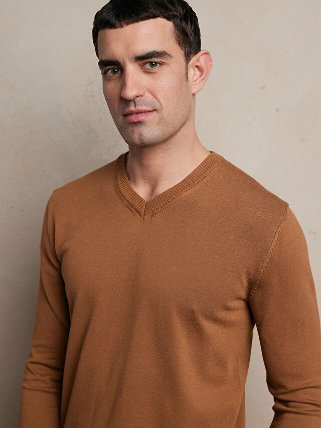 SWETER NEDES Z WISKOZY