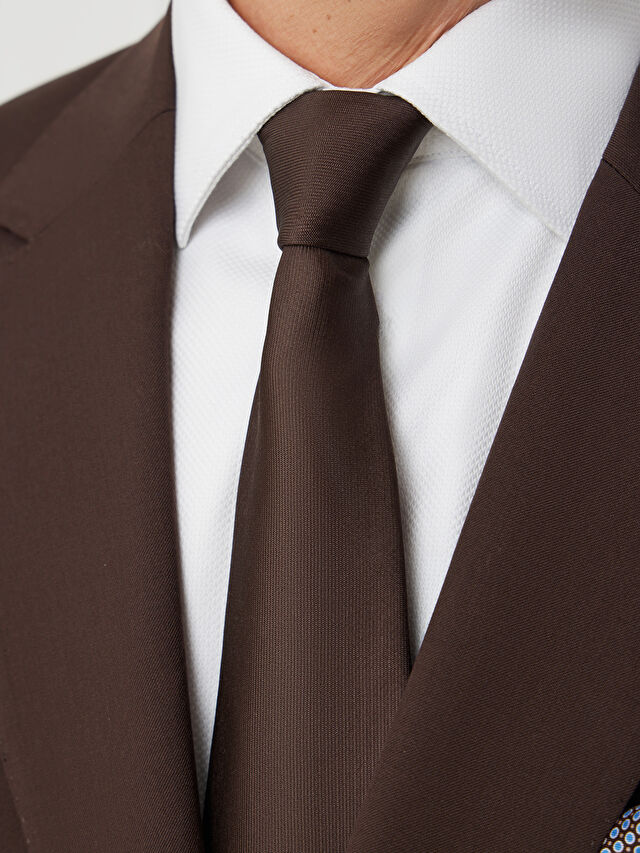 BRĄZOWY KRAWAT