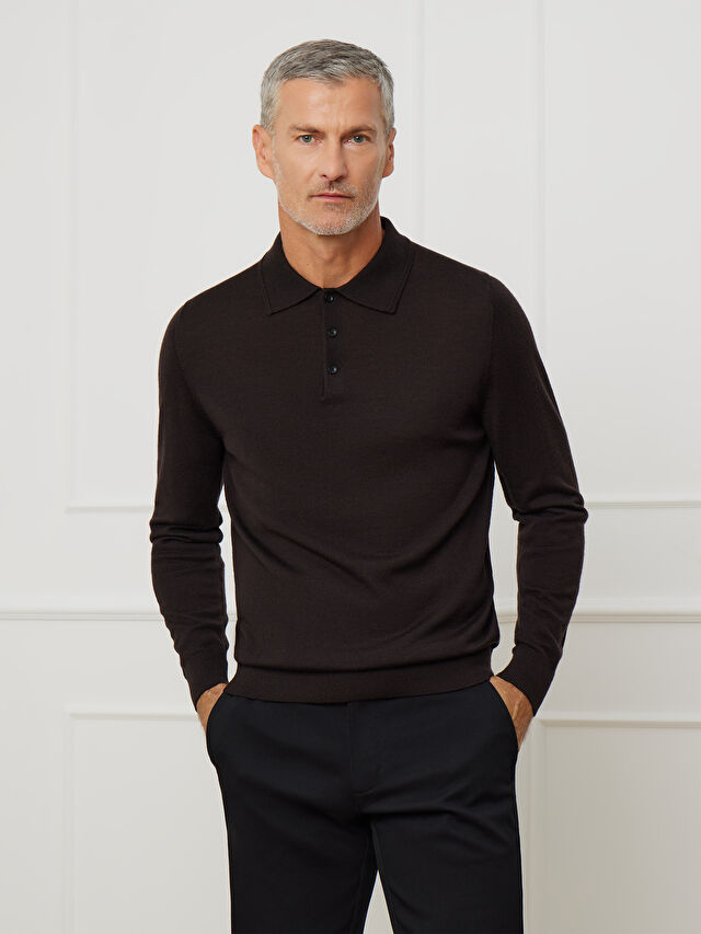 BRĄZOWY SWETER CORFIELD