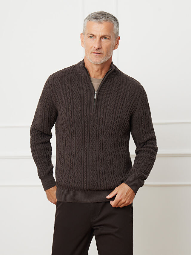 BRĄZOWY SWETER PEBBLE