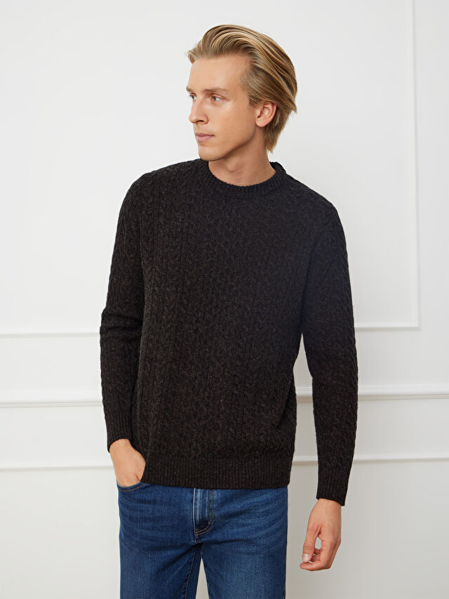 BRĄZOWY SWETER CALIENTE